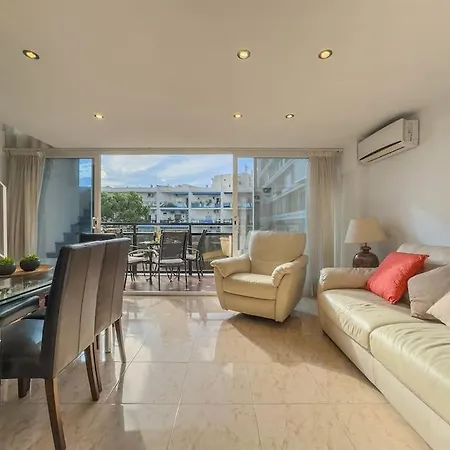 Skol 208a First Line West Facing Duplex Apa Appartement *