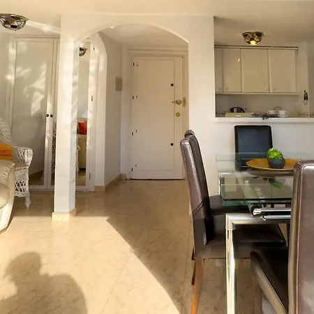 Skol 208a First Line West Facing Duplex Apa *