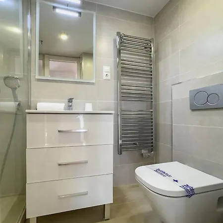 Skol 208a First Line West Facing Duplex Apa Apartment *